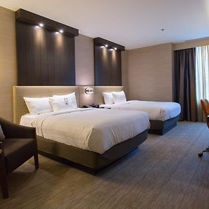 Queen Room Two Queen Beds High Floor